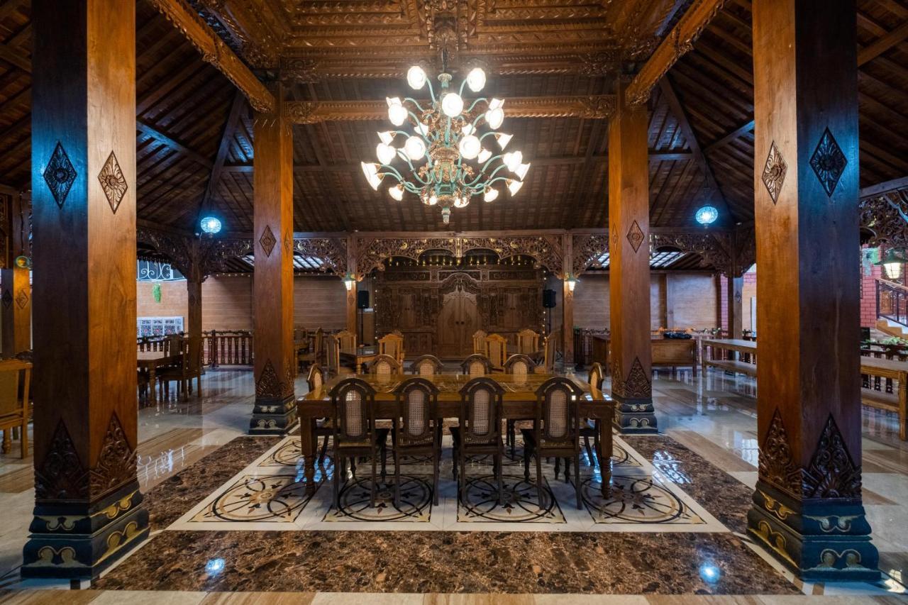 Sartini Jogja 3*